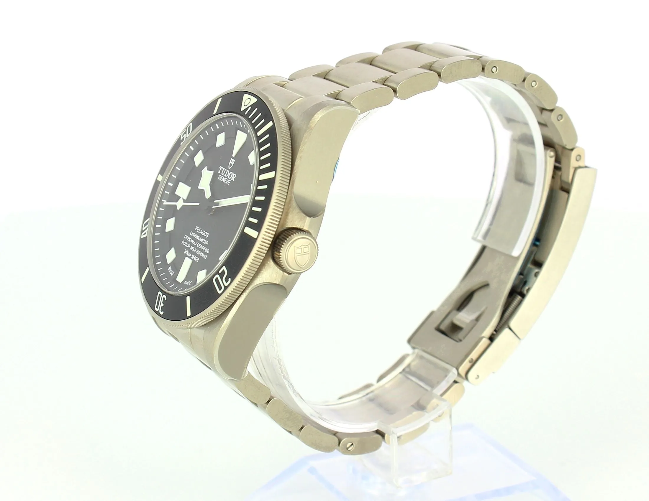 25600TN-0001